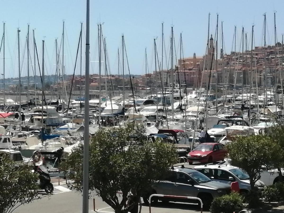 Joli Studio Bord De Mer, Clim, Balcon, Parking Prive Menton Dış mekan fotoğraf