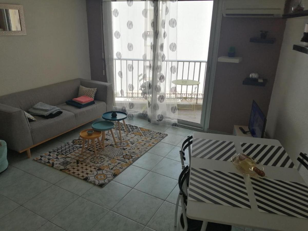 Joli Studio Bord De Mer, Clim, Balcon, Parking Prive Menton Dış mekan fotoğraf